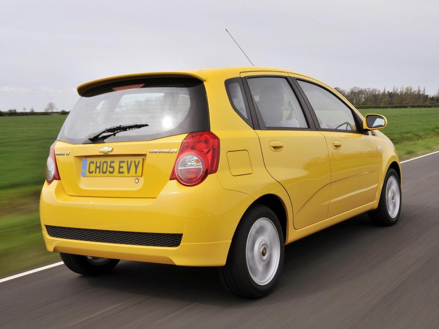  Chevrolet Aveo 5-Door 2008 года  (UK) (фото 3 из 21)
